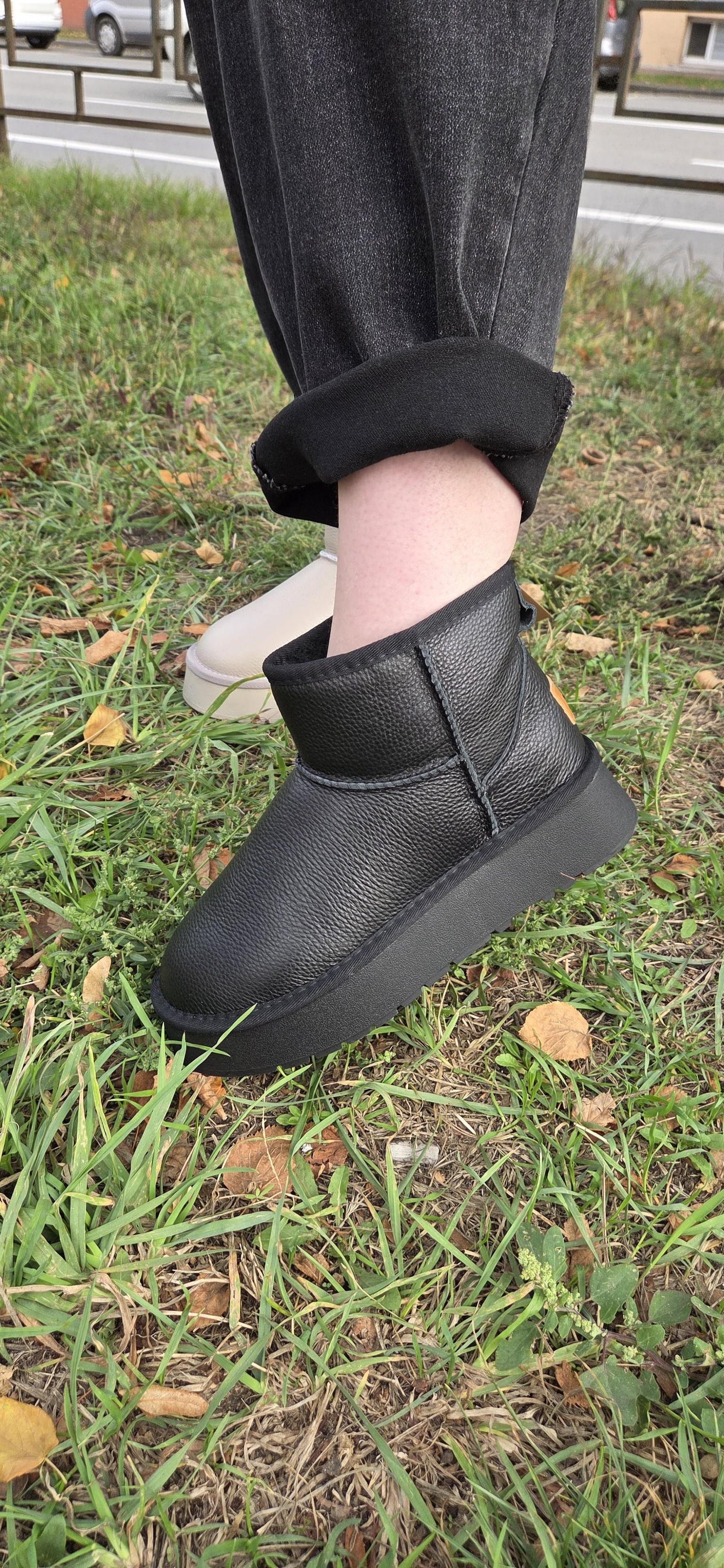 Бот чорна.шкіра. 133-1 хенги польща 36(р)