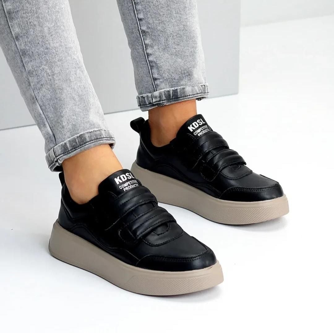 Крос. чорна.шкіра. 628-7 каді  китай 36(р)