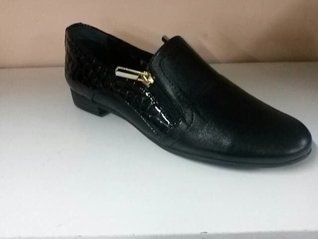 Туфли черн.лак.кожа. 1889 лидер житомир 39(р)