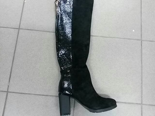 Ботфорт черн.замш.ш 80-26 фолетти харьков 37(р)