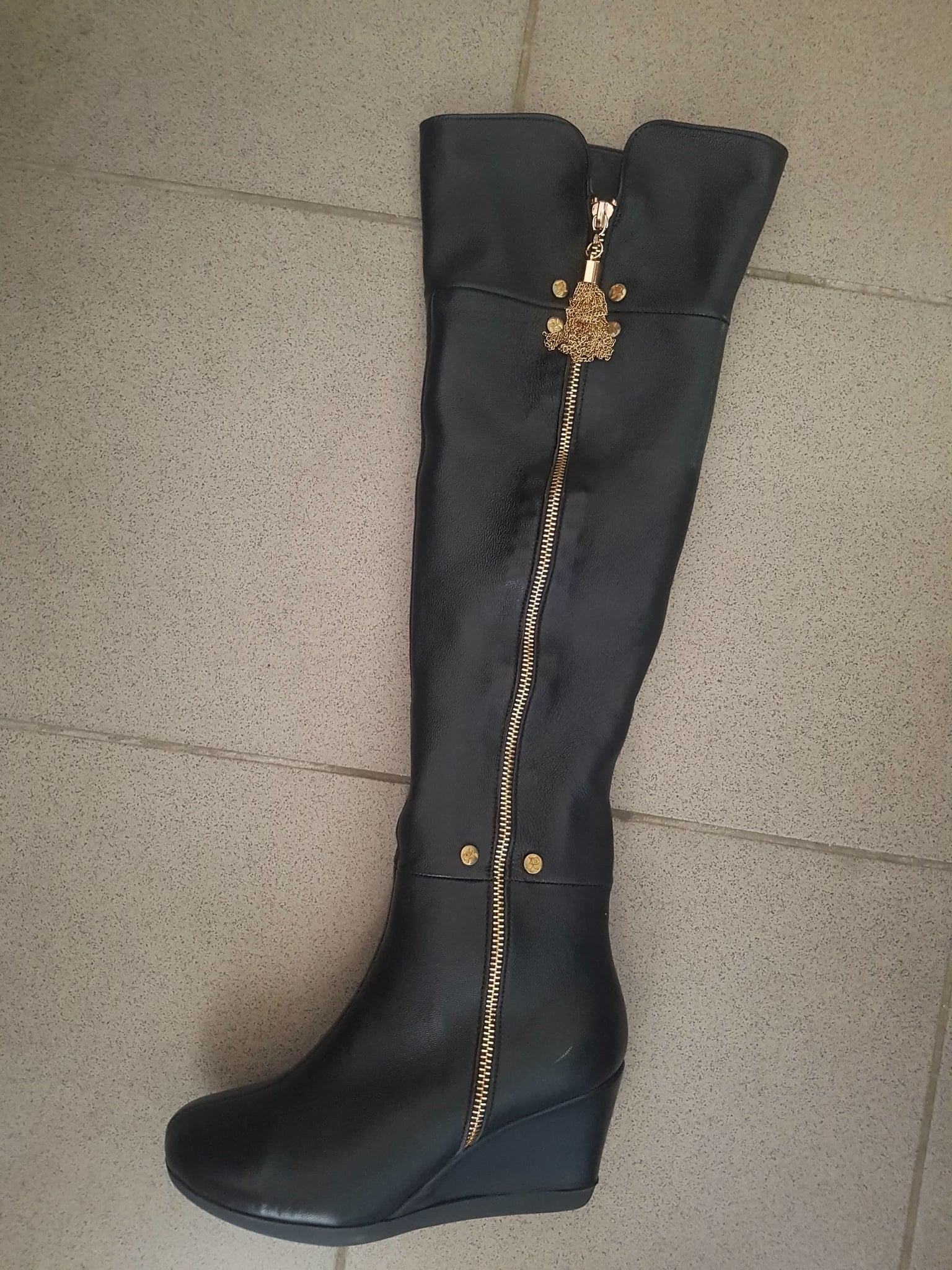 Ботфорт черн  . кожа ..ш 0617 фолетти харьков 40(р)