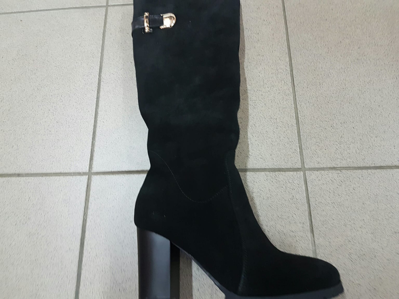 Сапог черн.замш.ш 815-1 фави  харьков 38(р)