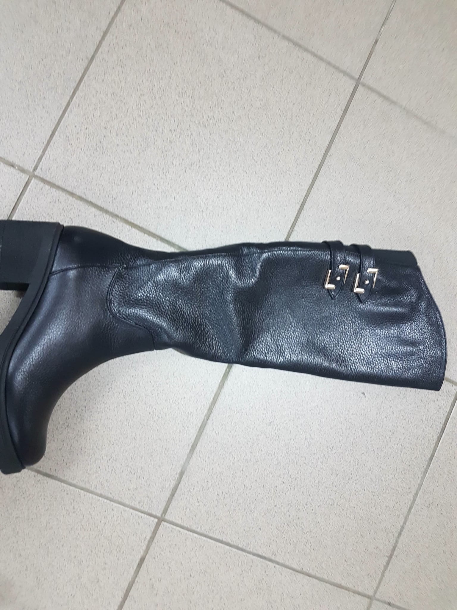 Ботфорт черн.кожа.ш. 476 фави  харьков 38(р)