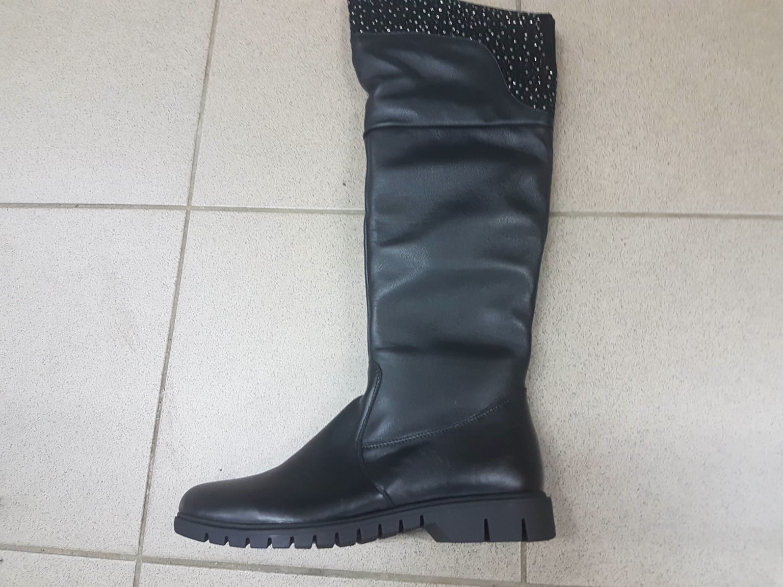 Ботфорт черн.кожа.ш. 41930 вумен харьков 38(р)