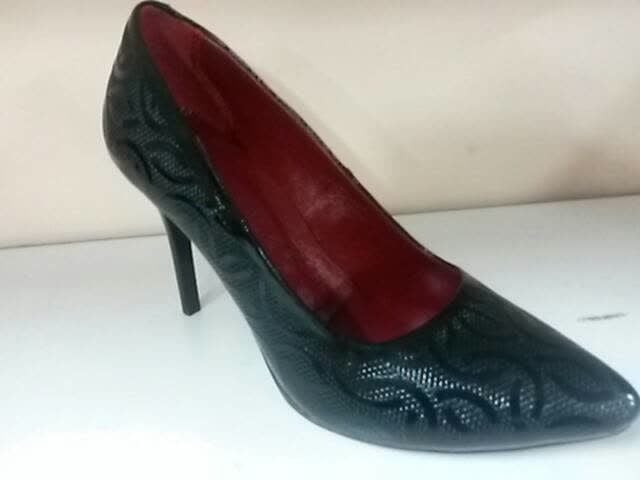 Туфли черн.лак.кожа. 1854 лидер житомир 39(р)