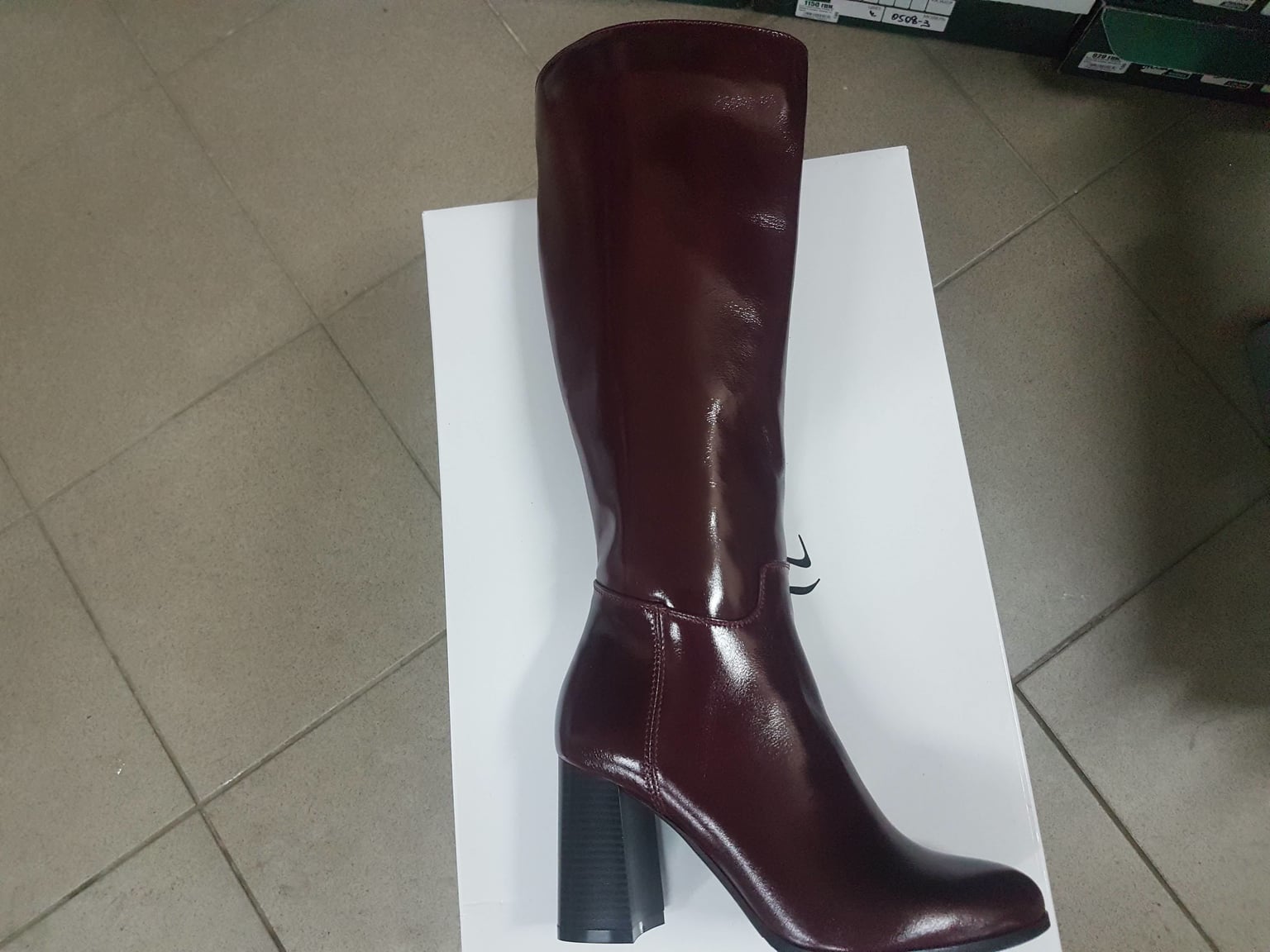 Сапог бордо.кожа.б. 8048 каури днепр-ск 37(р)