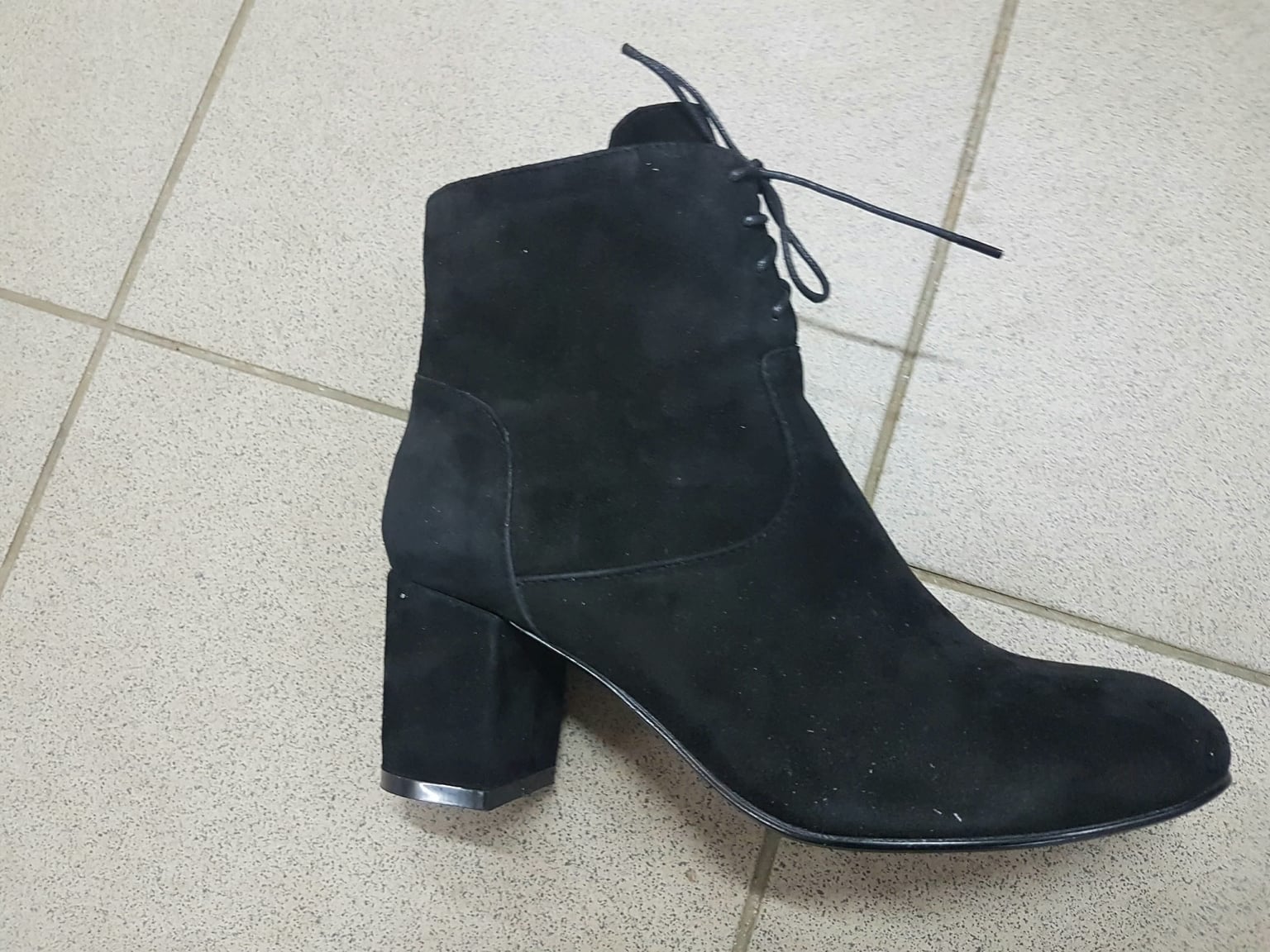 Бот черн.замш.б. 2444 лидер житомир 37(р)