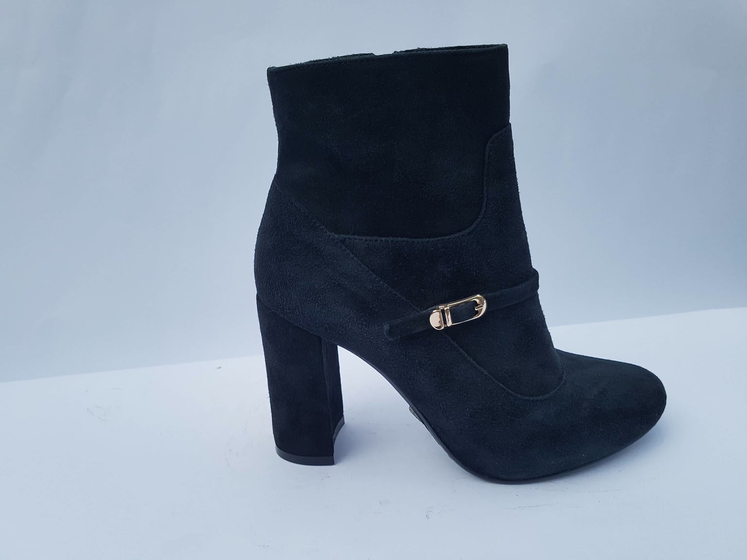 Бот черн.замш.б. 2404 лидер житомир 38(р)